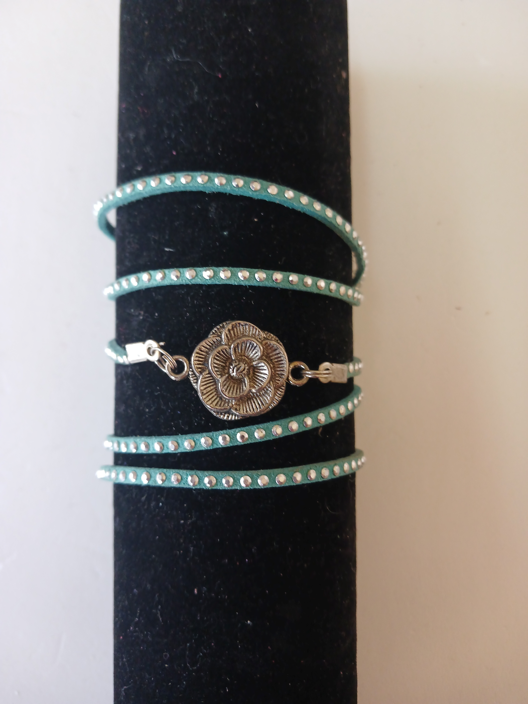 Bracelet - Multipurpose Beaded - Daisy Charm